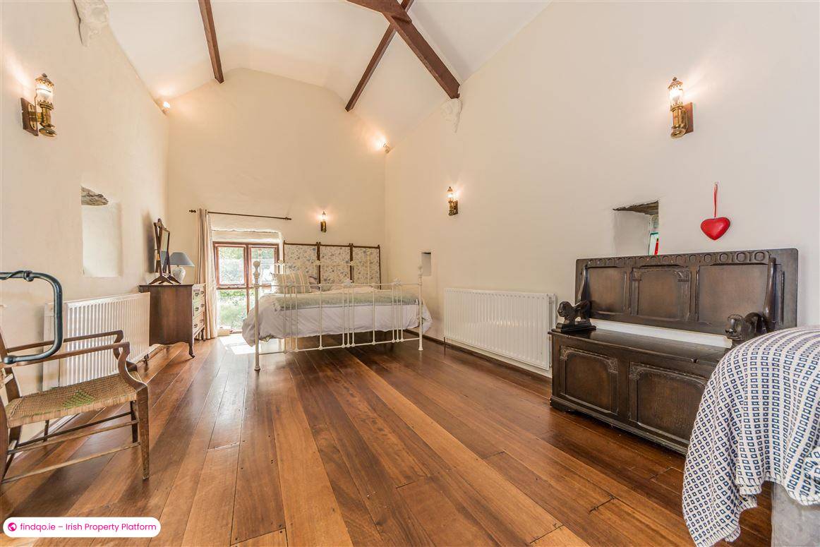 Detached house for Sale in Schull, Cork