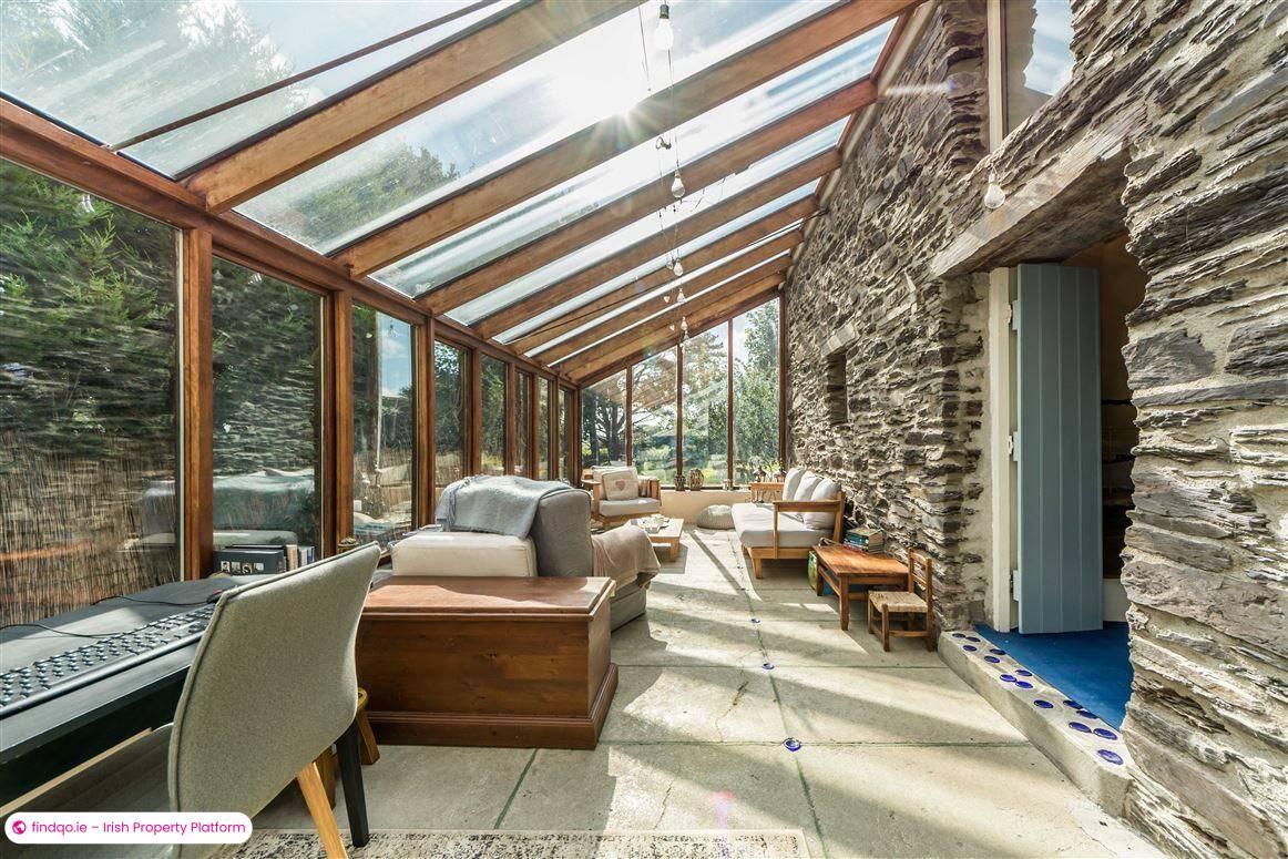 Detached house for Sale in Schull, Cork