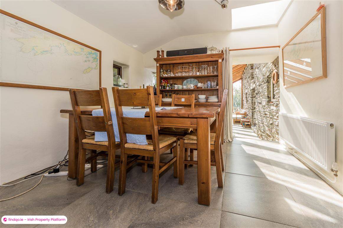 Detached house for Sale in Schull, Cork