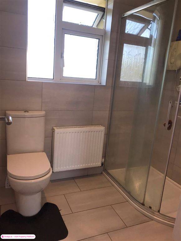 Semi-detached house for Sale in Bantry, Cork