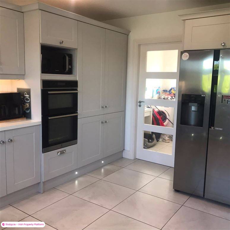 Semi-detached house for Sale in Bantry, Cork