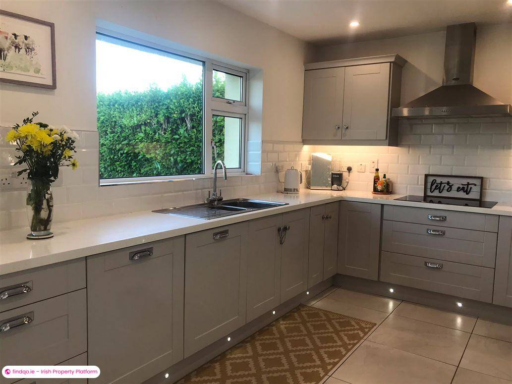 Semi-detached house for Sale in Bantry, Cork