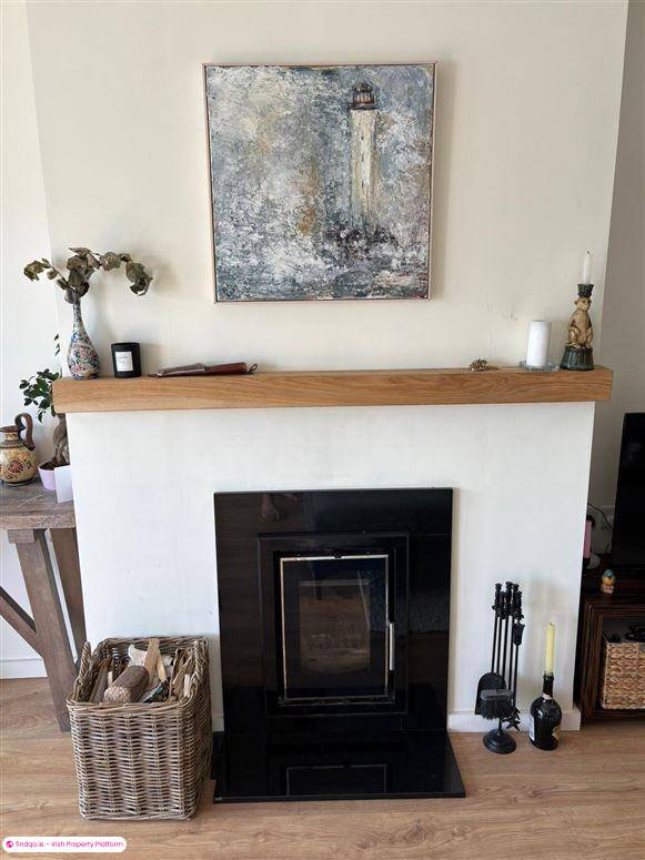Semi-detached house for Sale in Schull, Cork