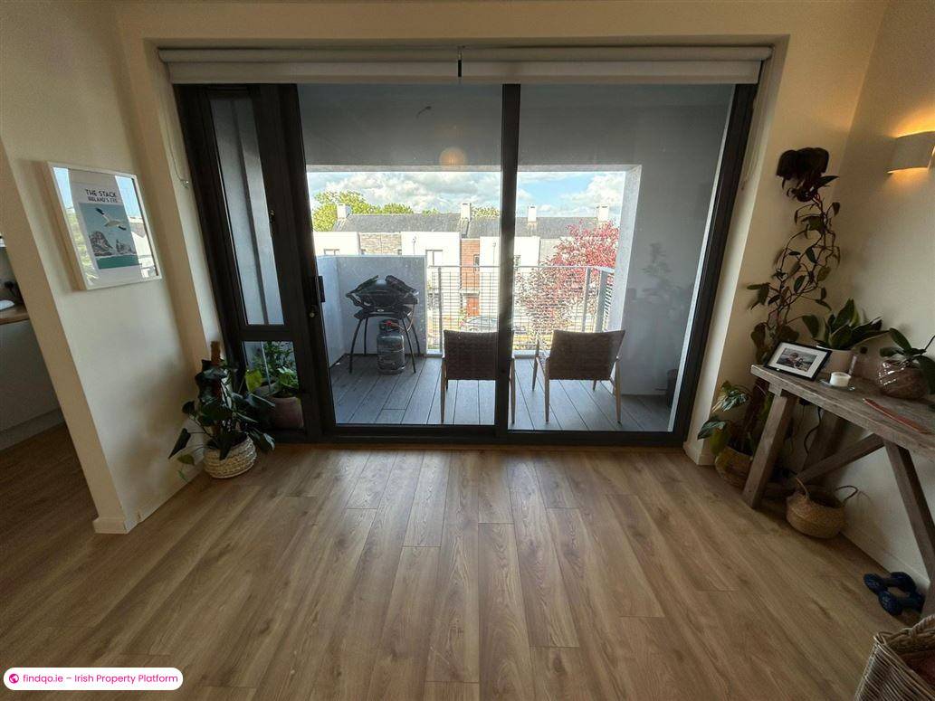 Semi-detached house for Sale in Schull, Cork