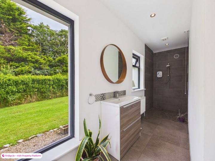 Detached house for Sale in Waterford City Centre, Waterford
