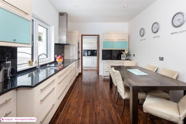 Detached house for Sale in Aghada, Cork