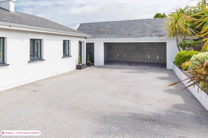 Detached house for Sale in Aghada, Cork