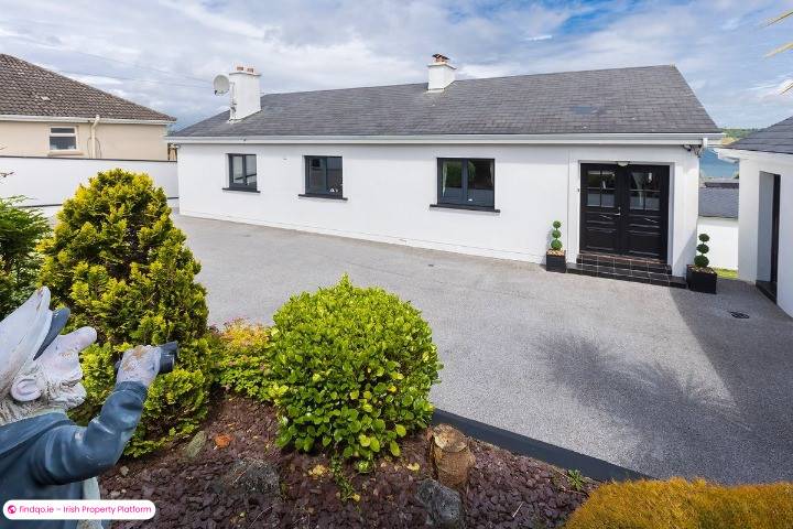 Detached house for Sale in Aghada, Cork