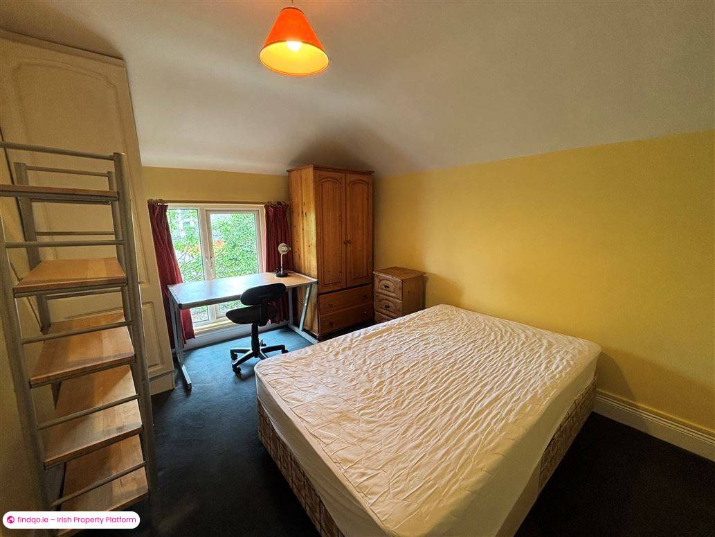 Detached house for Sale in Glasheen, Cork