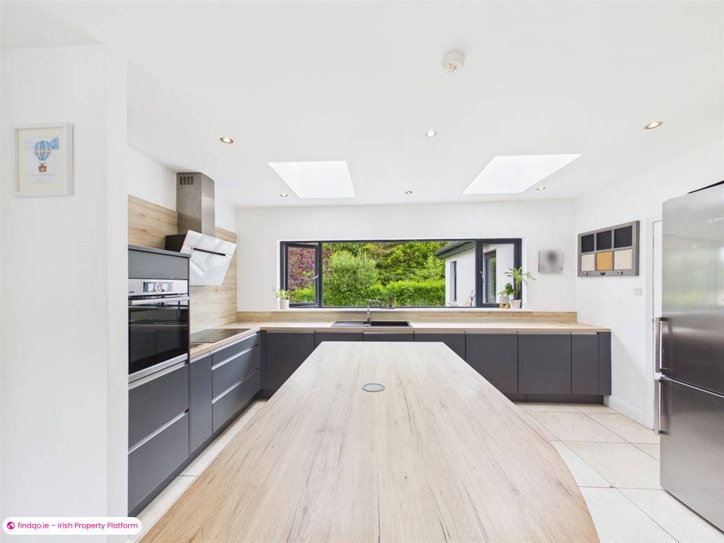Detached house for Sale in Butlerstown, Waterford