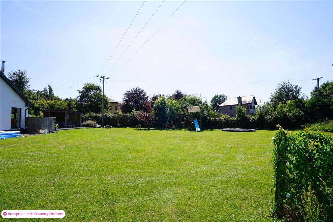 Detached house for Sale in Butlerstown, Waterford