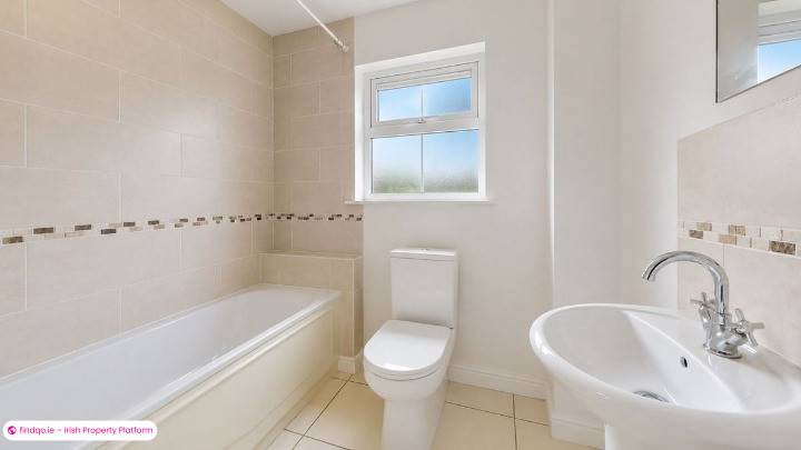 Semi-detached house for Sale in Tyrrelstown, Dublin 15