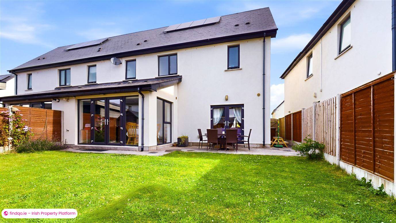 Semi-detached house for Sale in Rush, Dublin (County)
