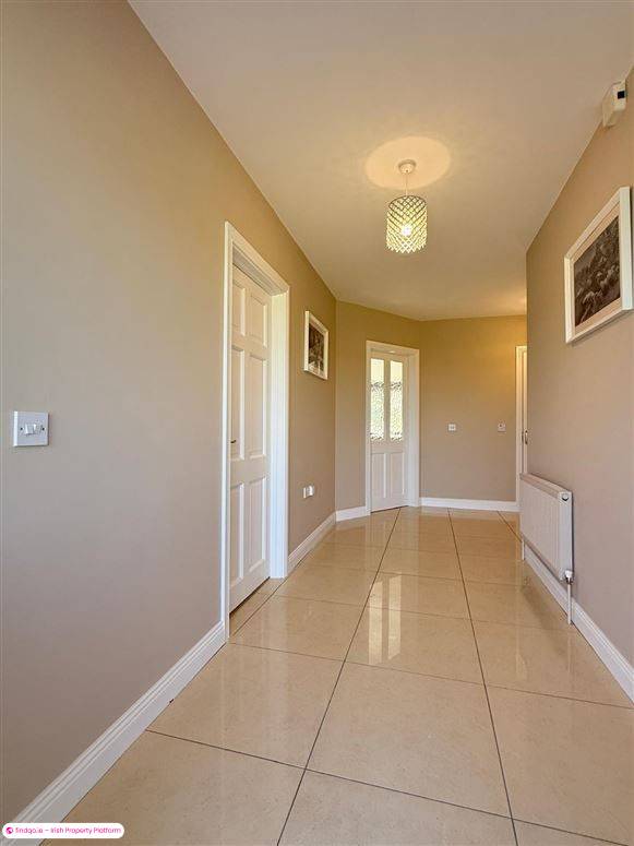 Detached house for Sale in Ballaghaderreen, Roscommon