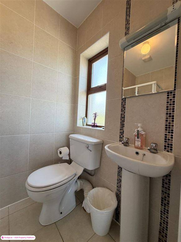 Detached house for Sale in Ballaghaderreen, Roscommon