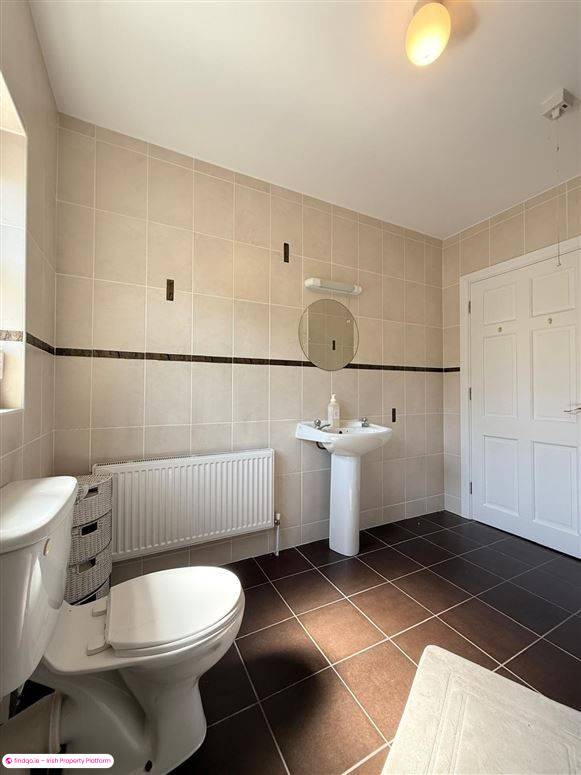 Detached house for Sale in Ballaghaderreen, Roscommon