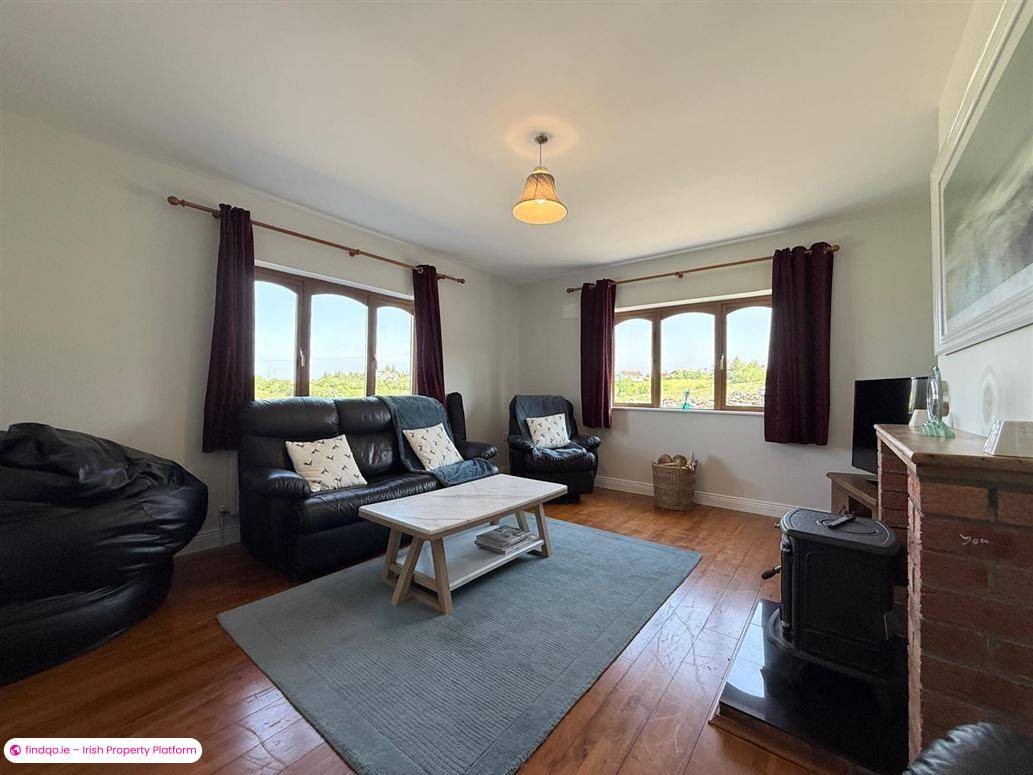 Detached house for Sale in Ballaghaderreen, Roscommon