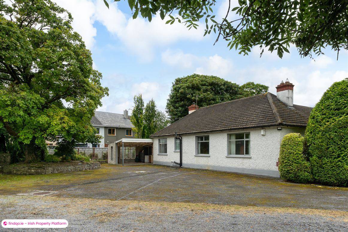 Detached house for Sale in Ballinasloe, Galway