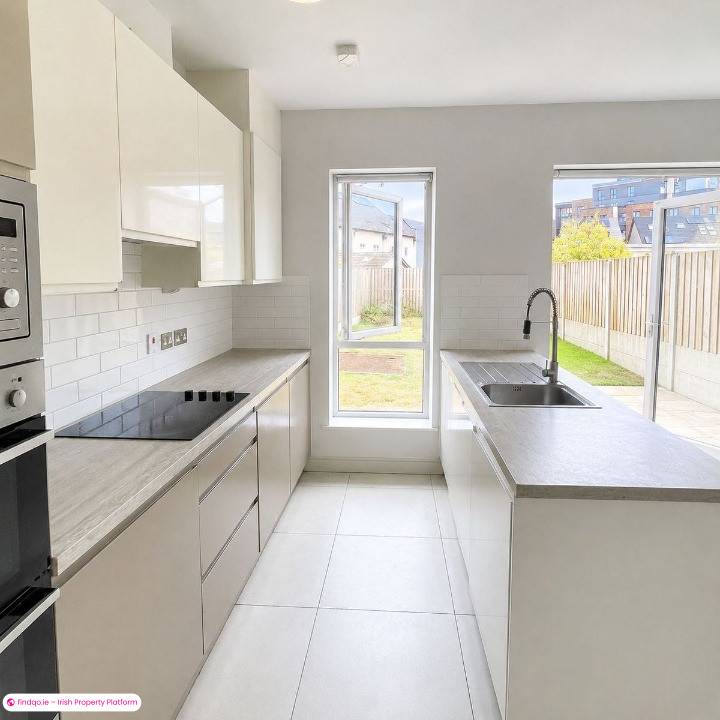Terraced house for Sale in Clongriffin, Dublin 13
