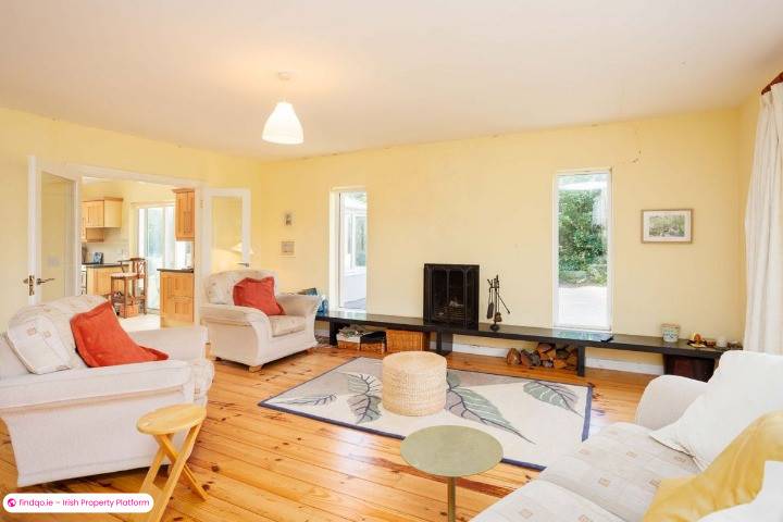 Bungalow for Sale in Glenbeigh, Kerry