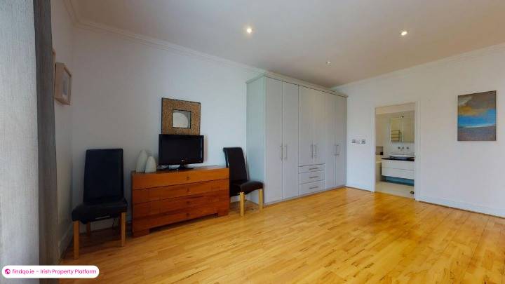 3 Bedroom Apartment for Rent in Howth, Dublin 13