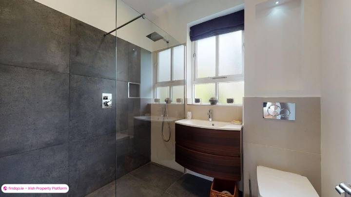 3 Bedroom Apartment for Rent in Howth, Dublin 13