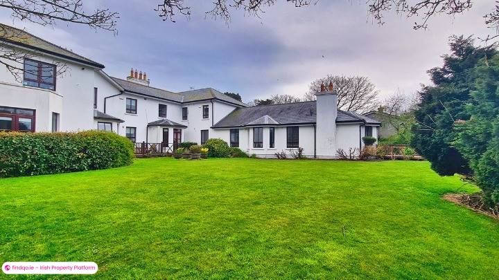 3 Bedroom Apartment for Rent in Howth, Dublin 13