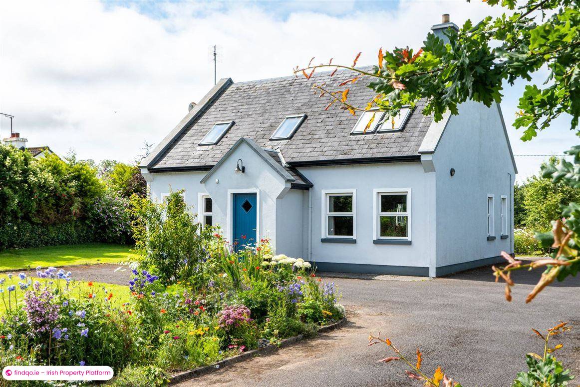 Detached house for Sale in Ballinrobe, Mayo
