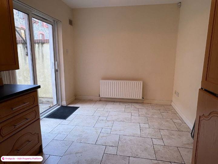 Terraced house for Sale in Dundalk, Louth