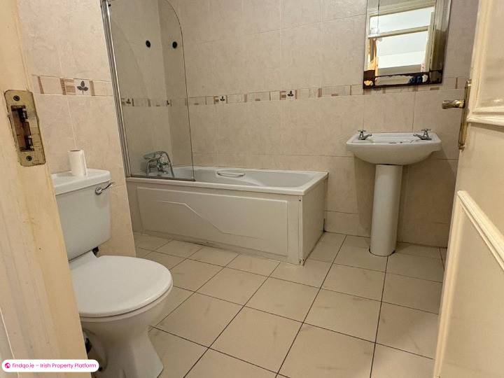 Terraced house for Sale in Dundalk, Louth