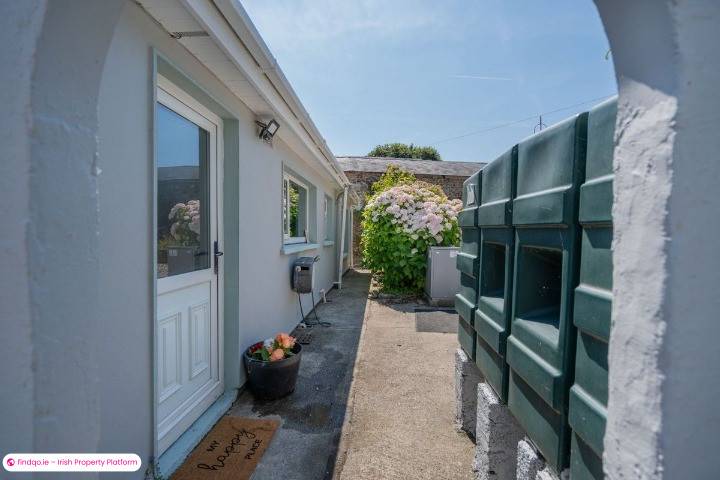 Bungalow for Sale in Woodstown, Waterford