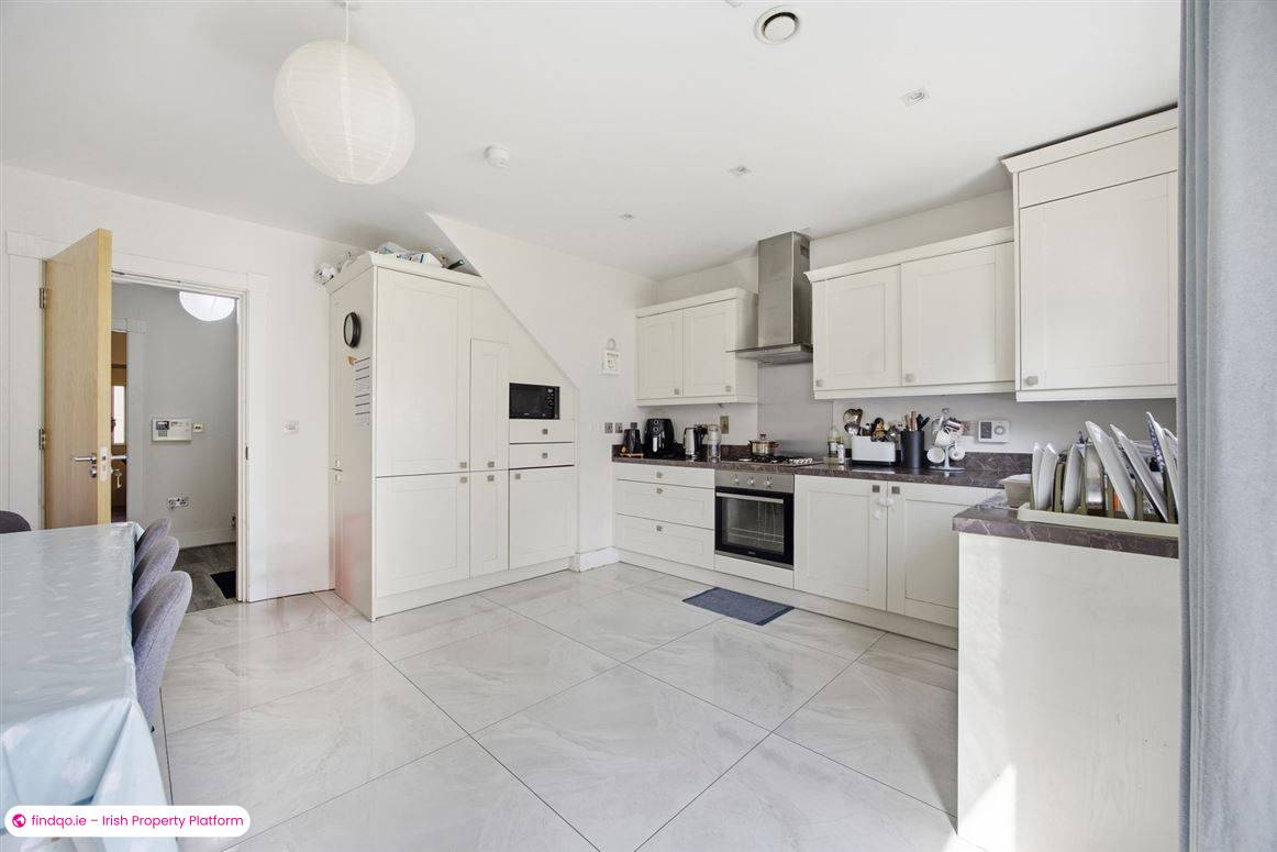 Semi-detached house for Sale in Citywest, Dublin (County)