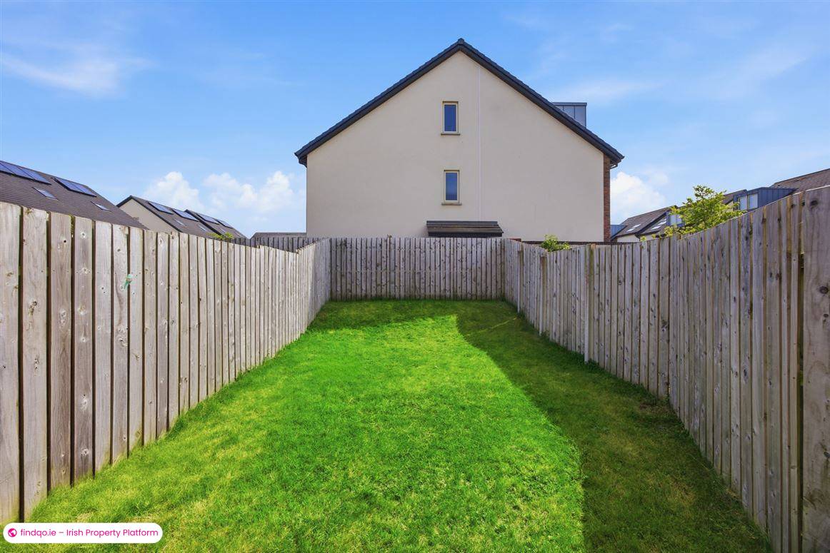 Semi-detached house for Sale in Citywest, Dublin (County)