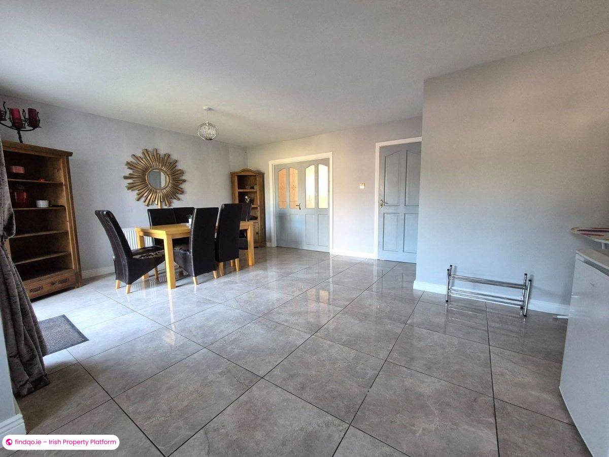Semi-detached house for Sale in Kinnegad, Westmeath