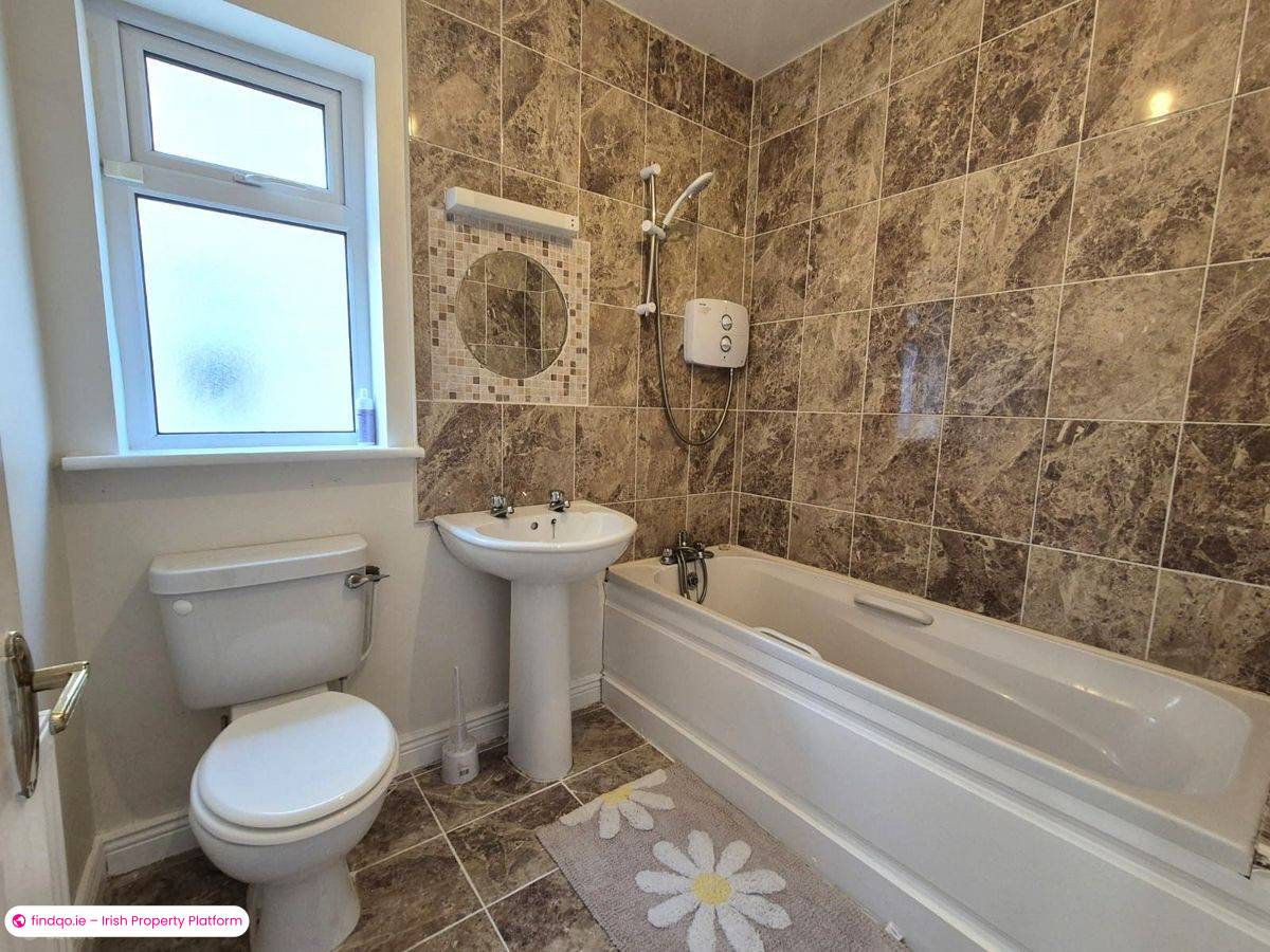 Semi-detached house for Sale in Kinnegad, Westmeath