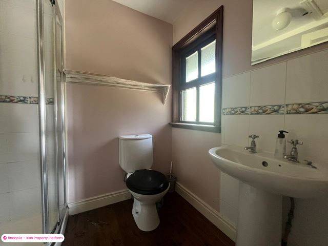 Semi-detached house for Sale in Schull, Cork