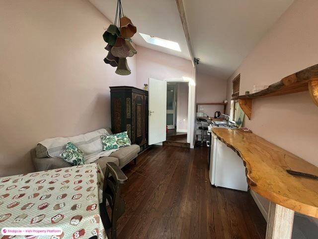Semi-detached house for Sale in Schull, Cork