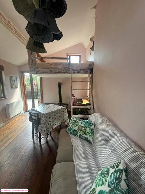 Semi-detached house for Sale in Schull, Cork