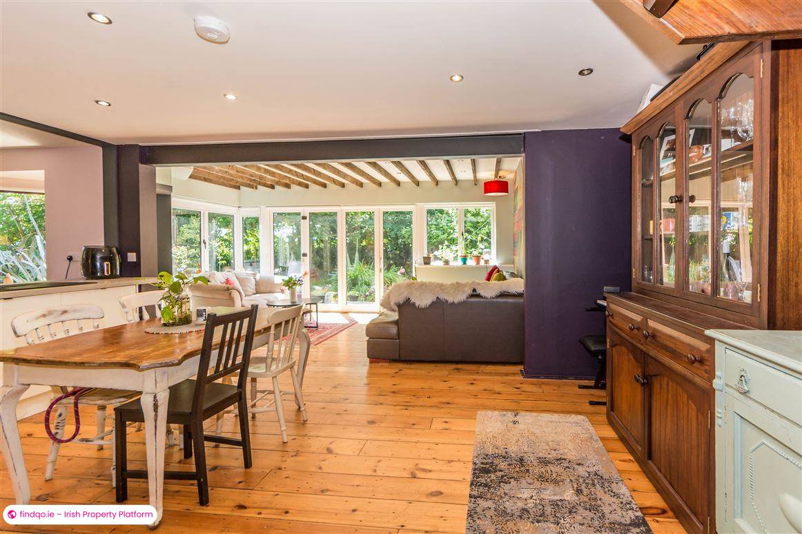 Semi-detached house for Sale in Schull, Cork