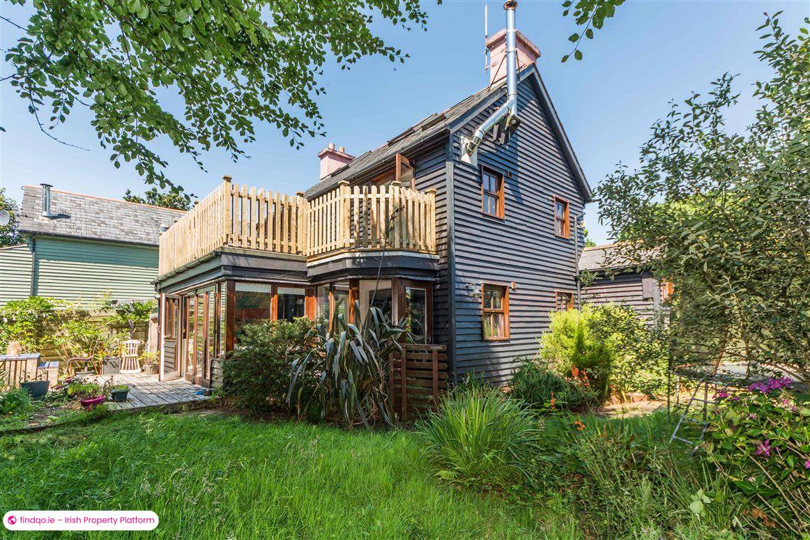 Semi-detached house for Sale in Schull, Cork