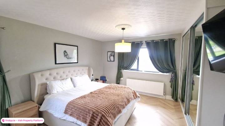 Detached house for Sale in Ballyhaunis, Mayo
