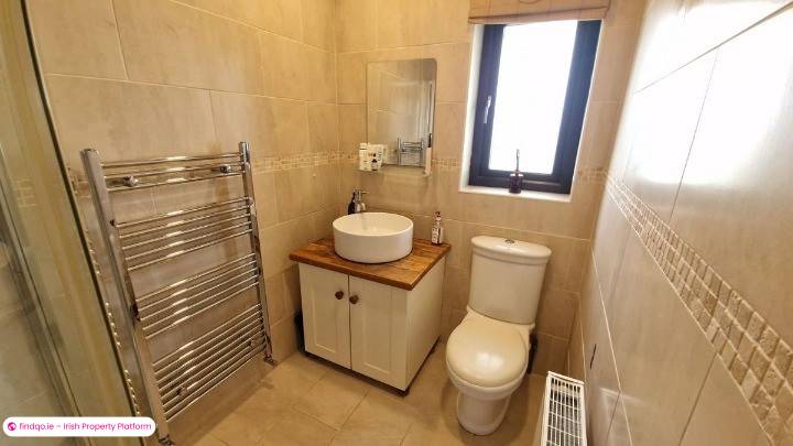 Detached house for Sale in Ballyhaunis, Mayo
