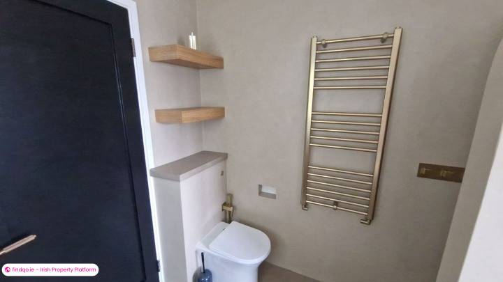 Detached house for Sale in Ballyhaunis, Mayo