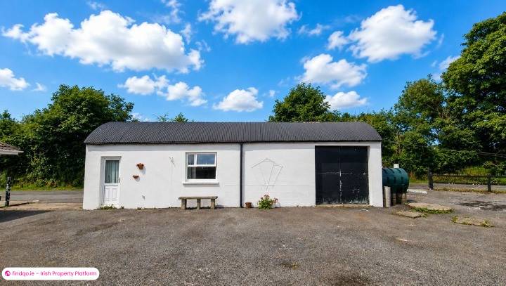 Detached house for Sale in Ballyhaunis, Mayo