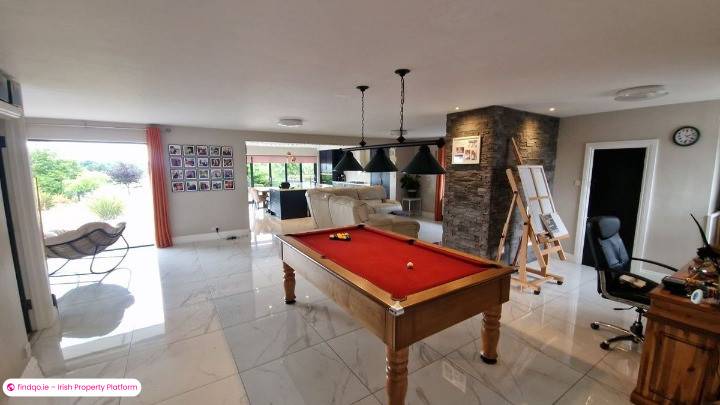 Detached house for Sale in Ballyhaunis, Mayo