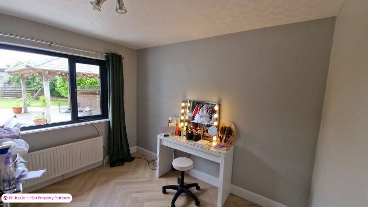Detached house for Sale in Ballyhaunis, Mayo