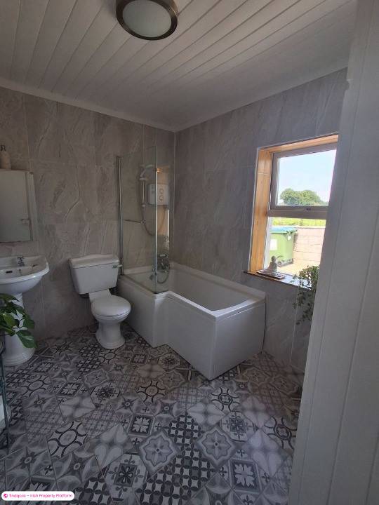 Detached house for Sale in Croagh, Limerick