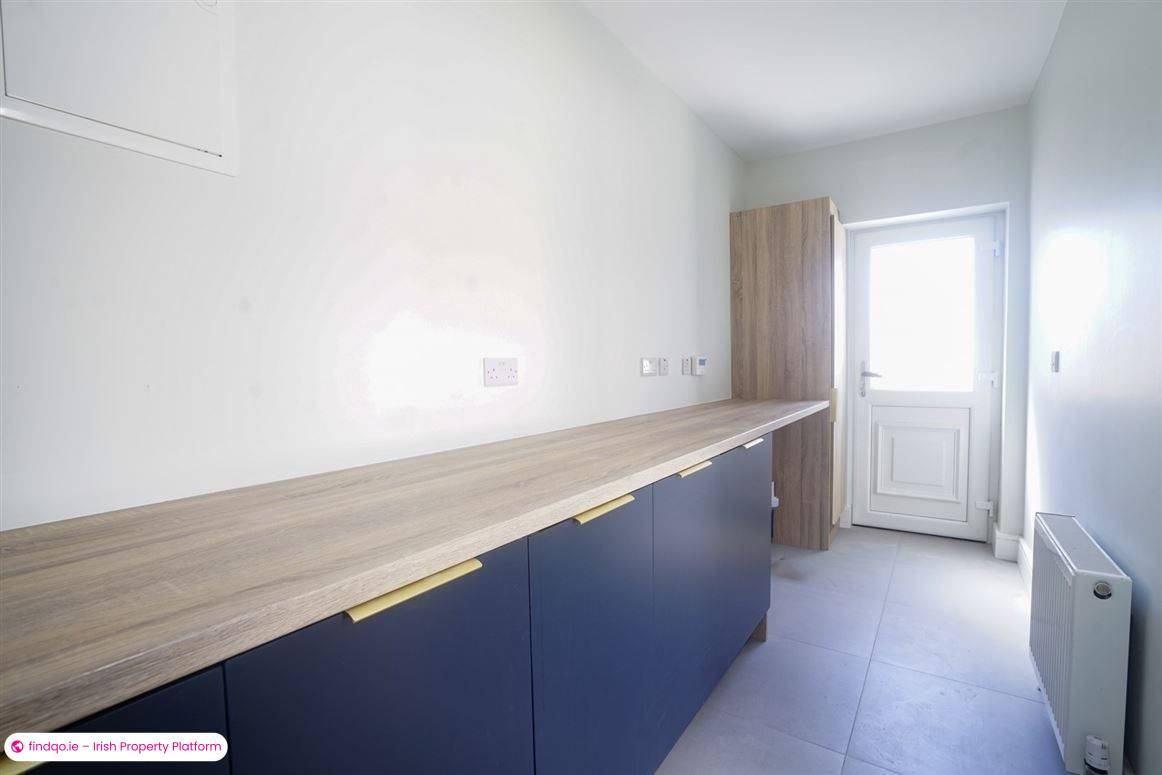 Detached house for Sale in Waterford City Centre, Waterford