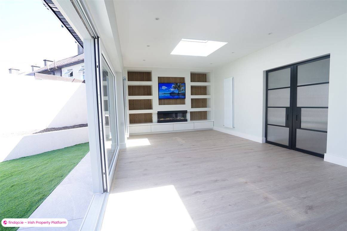 Detached house for Sale in Waterford City Centre, Waterford