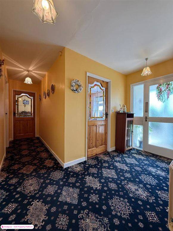 Detached house for Sale in Ballaghaderreen, Roscommon